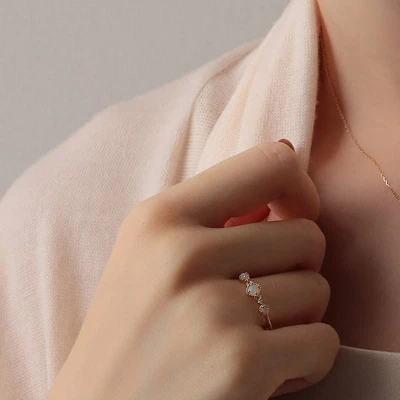 Alternative view of 【純銀】圓珠歐泊鑲鑽開口戒指