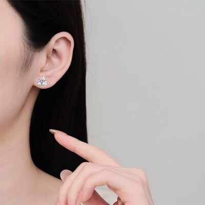 Alternative view of 【莫桑鑽】50分+50分三角鑽S925銀鍍鉑金耳環