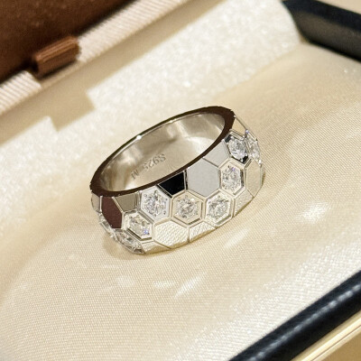 Alternative view of 【S925銀】寬版六邊形蜂巢重工戒指
