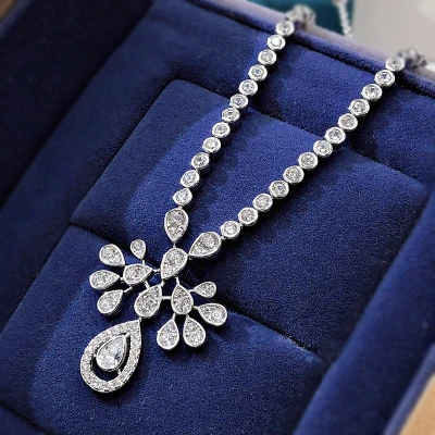Alternative view of 【S925銀鍍白金】水滴冠冕王冠流蘇高碳鑽項鏈/耳環